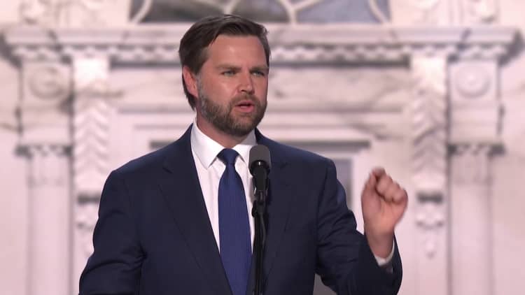 副总统候选人参议员 JD Vance 在共和党全国大会上发表讲话